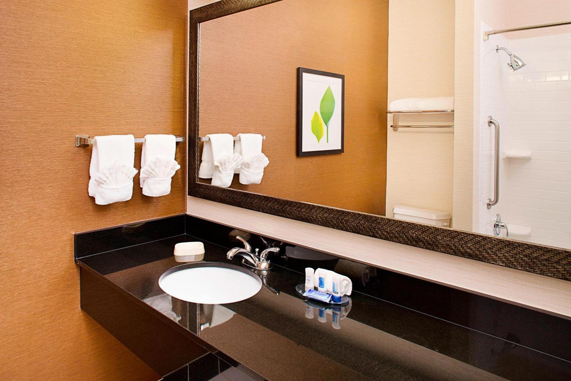 Fairfield Inn & Suites By Marriott San Antonio Seaworld / Westover Hills Buitenkant foto