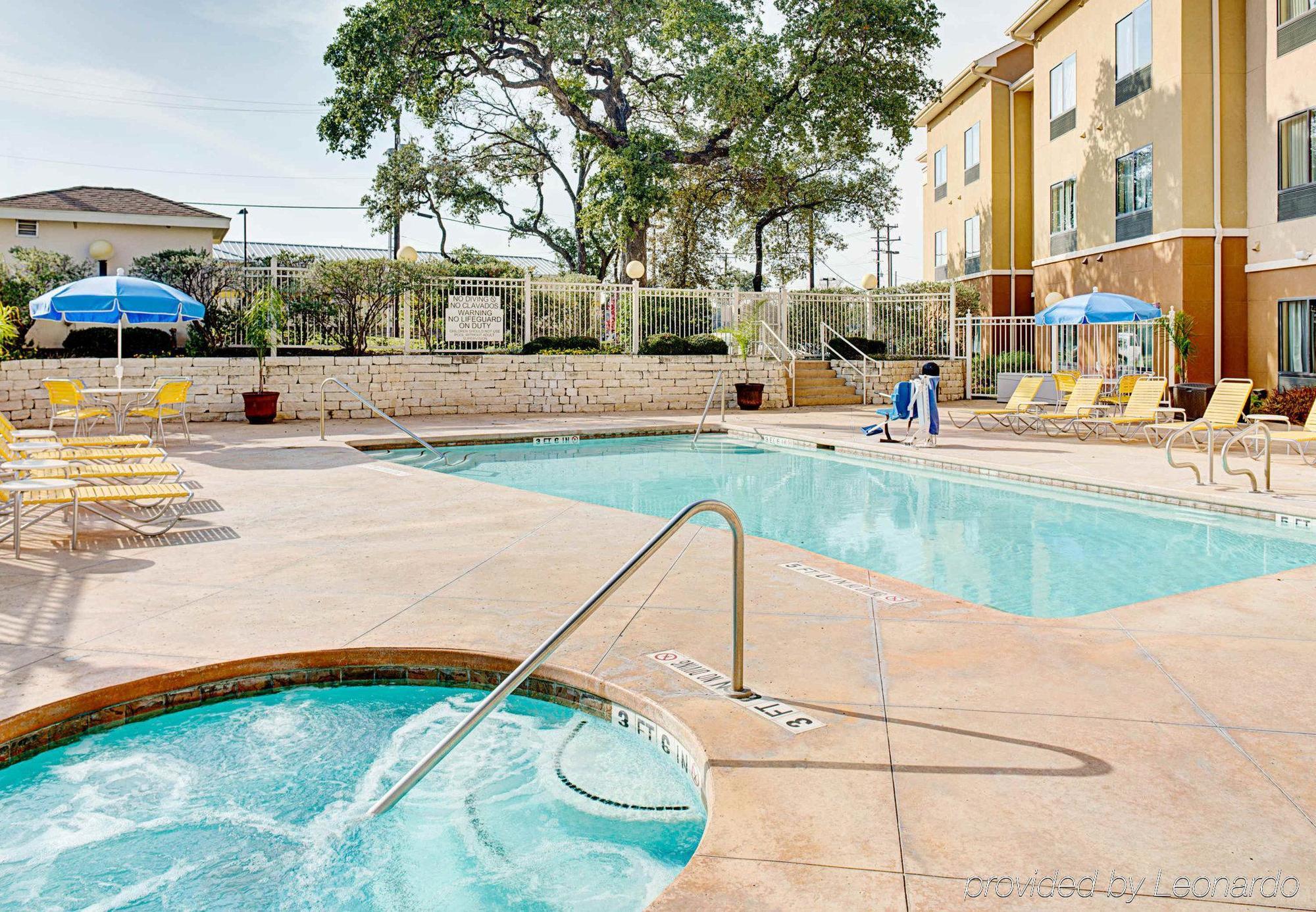 Fairfield Inn & Suites By Marriott San Antonio Seaworld / Westover Hills Buitenkant foto