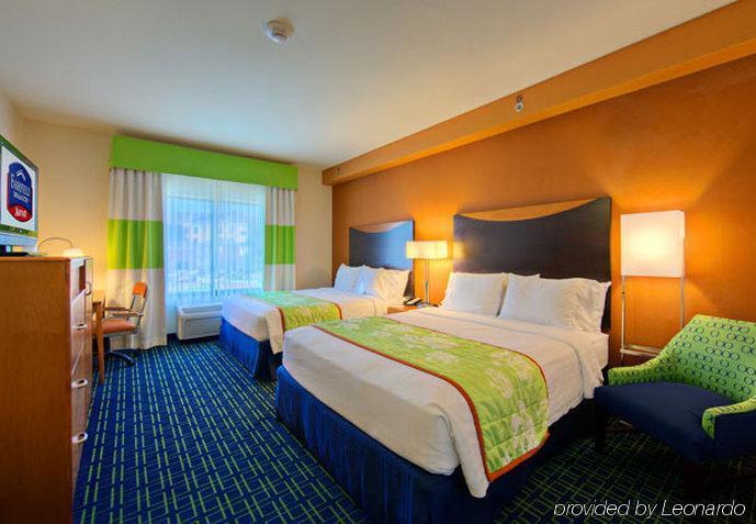 Fairfield Inn & Suites By Marriott San Antonio Seaworld / Westover Hills Buitenkant foto